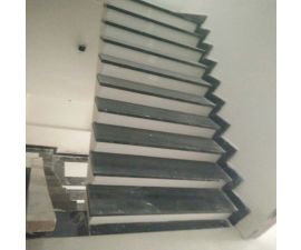 Cầu thang đá hoa cương đen 043 Cầu thang đá hoa cương đen 043