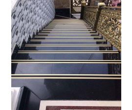 Cầu thang đá hoa cương đen 077 Cầu thang đá hoa cương đen 077