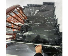 Cầu thang đá hoa cương màu đen 016 Cầu thang đá hoa cương màu đen 016