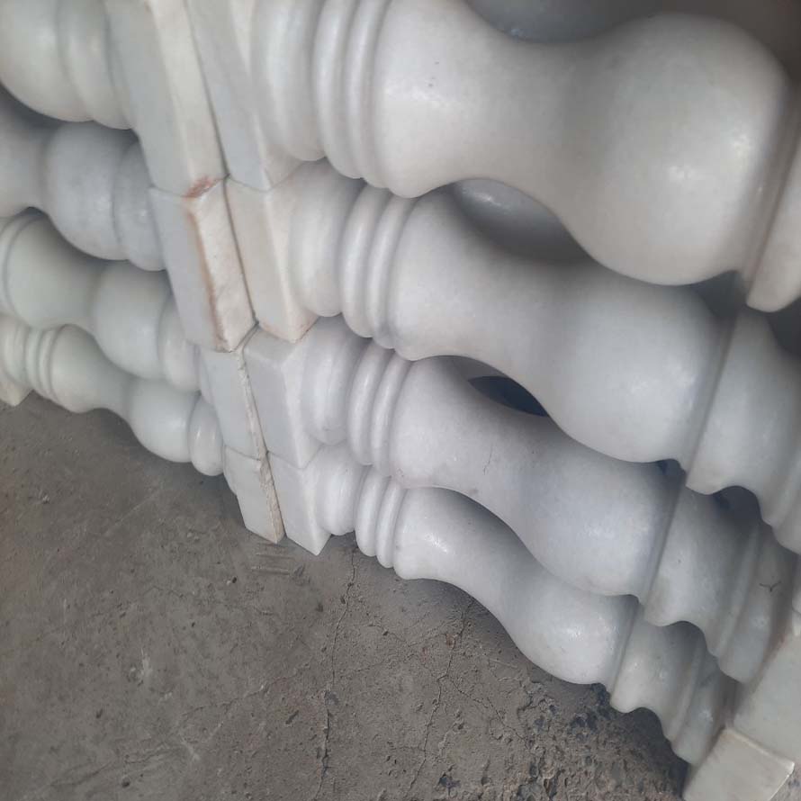 Đá hoa cương lan can